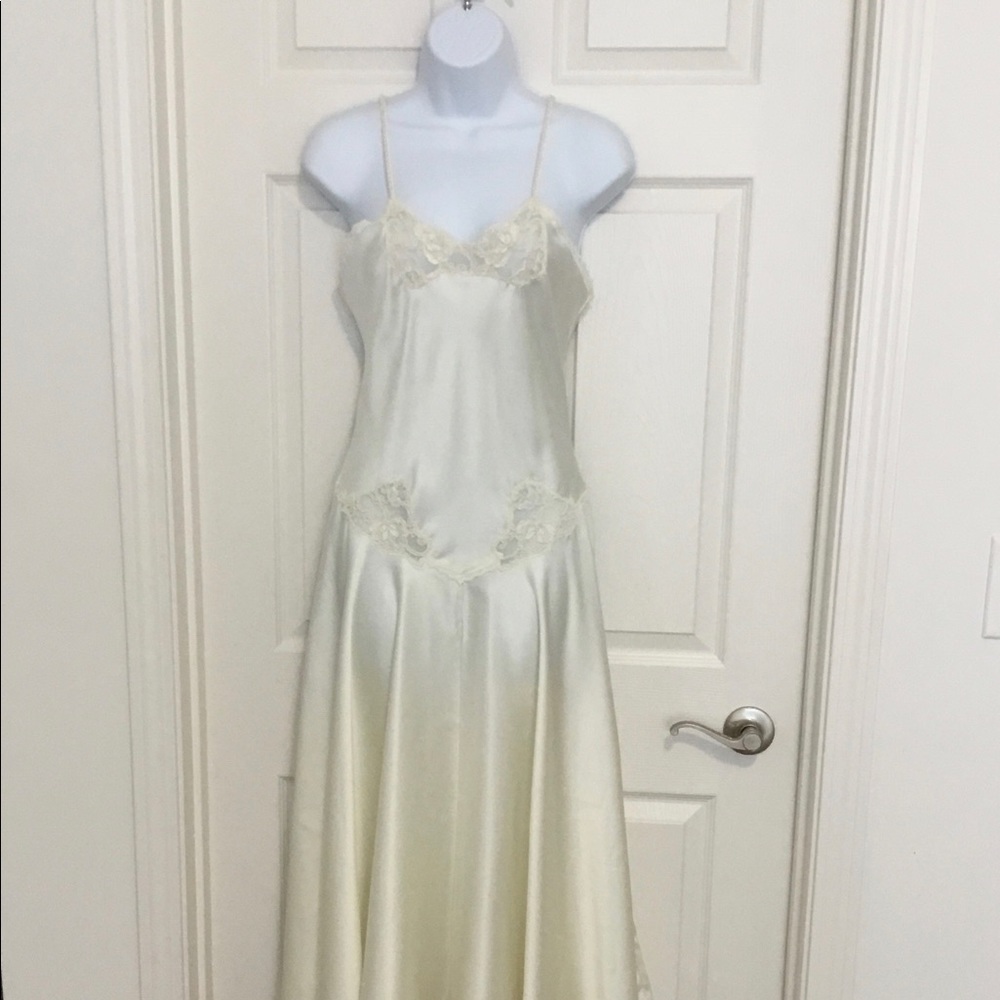 Nightgown